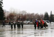 Акция Георгиевская-ленточка. Монумент Славы, Новосибирск, 2 мая 2024-г. 000