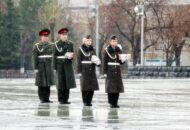 Акция Георгиевская-ленточка. Монумент Славы, Новосибирск, 2 мая 2024-г. 005
