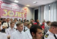 Встреча студентов с участниками автопробега Владивосток-Донецк 004